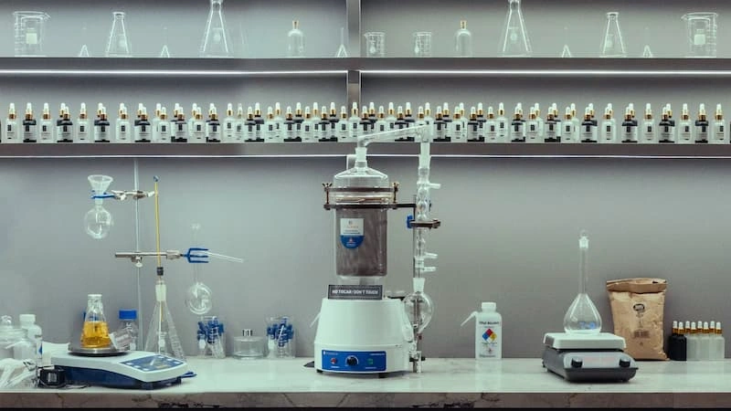 A clean laboratory bench with glassware